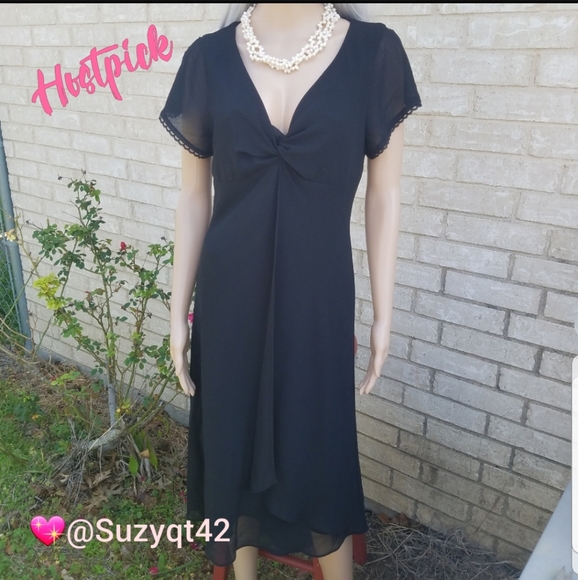 CDC Dresses & Skirts - Long black dress lined